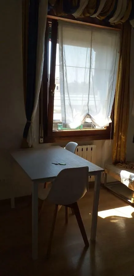 Bed & Breakfast Stazione Centrale Motorhome Bologna